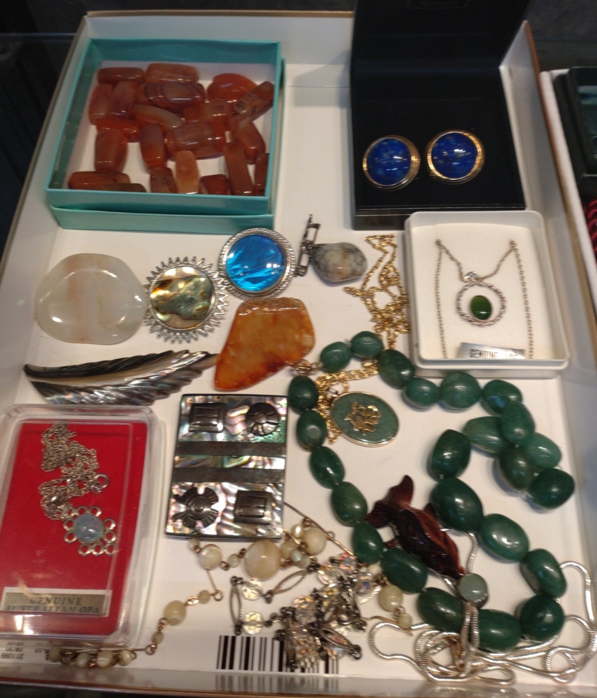 Costume jewellery including semi-precious stone necklaces, earrings and brooches. (two trays) - Image 3 of 3