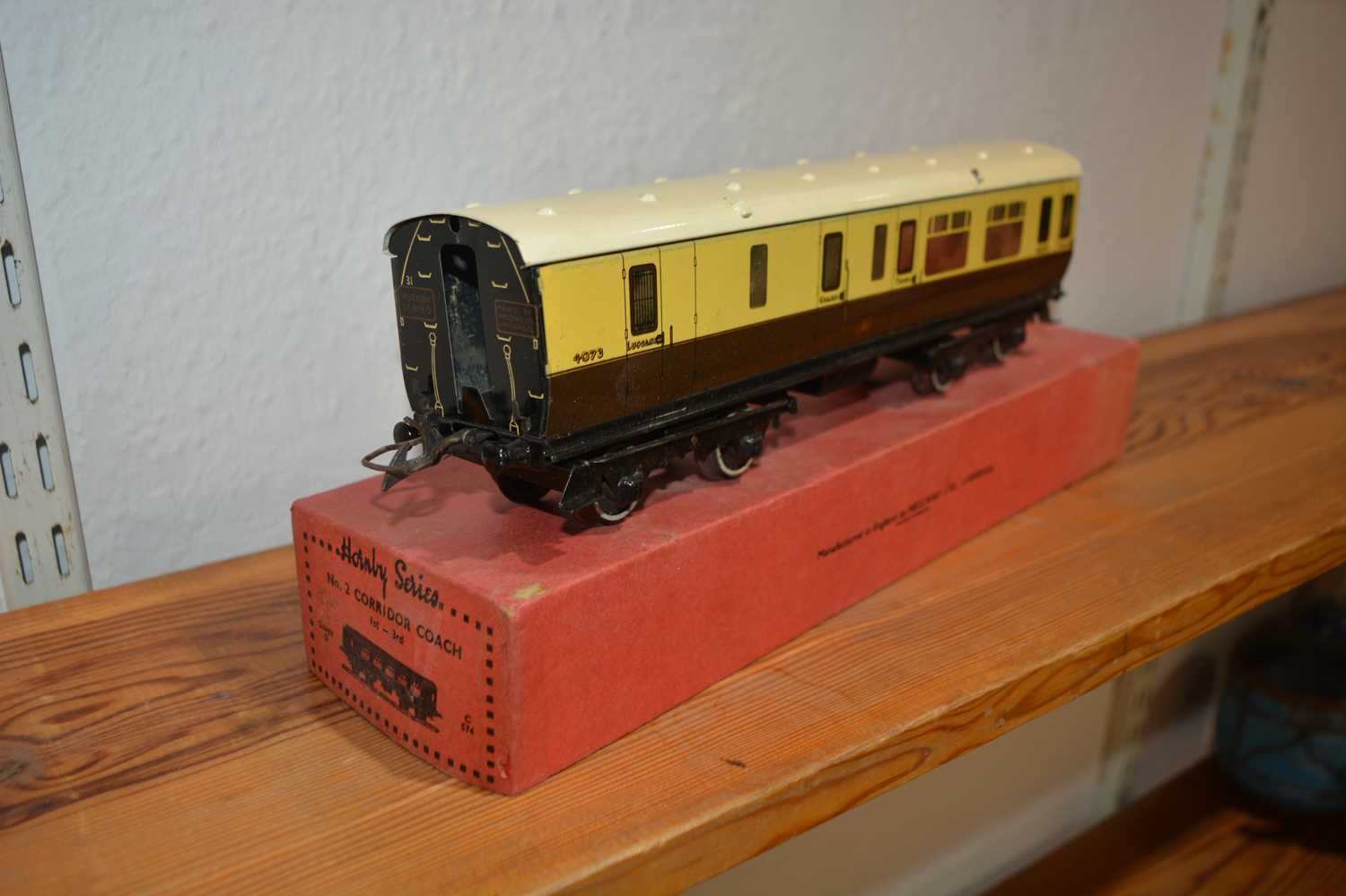 Collection of Hornby 00 gauge track, boxed carriages, tenders etcCondition report: At present, there - Image 31 of 32