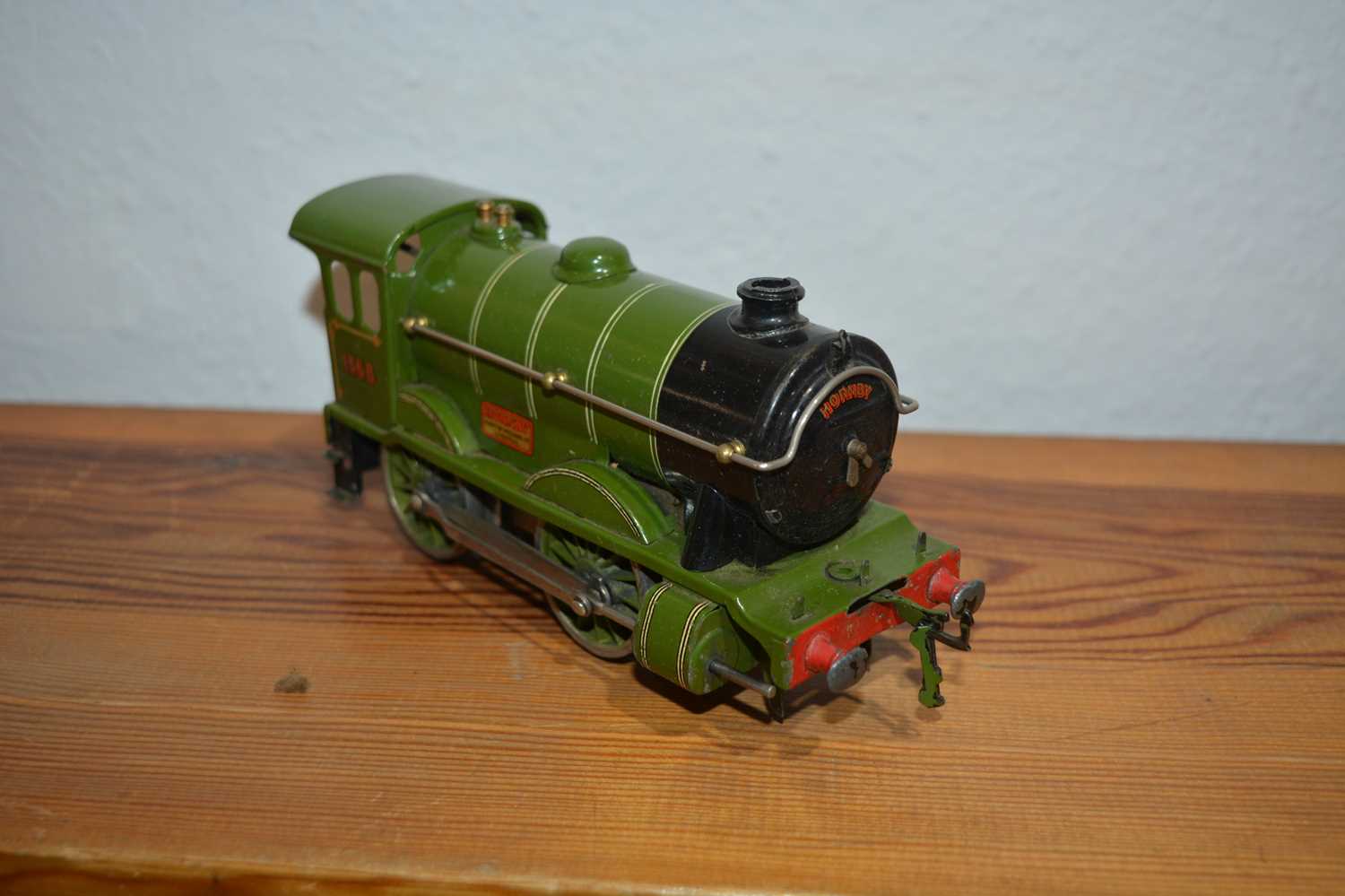 Collection of Hornby 00 gauge track, boxed carriages, tenders etcCondition report: At present, there - Image 23 of 32