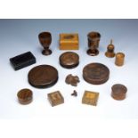 Collection of treen to include: Tunbridge ware stamp boxes, turned boxes, black lacquered snuff box,