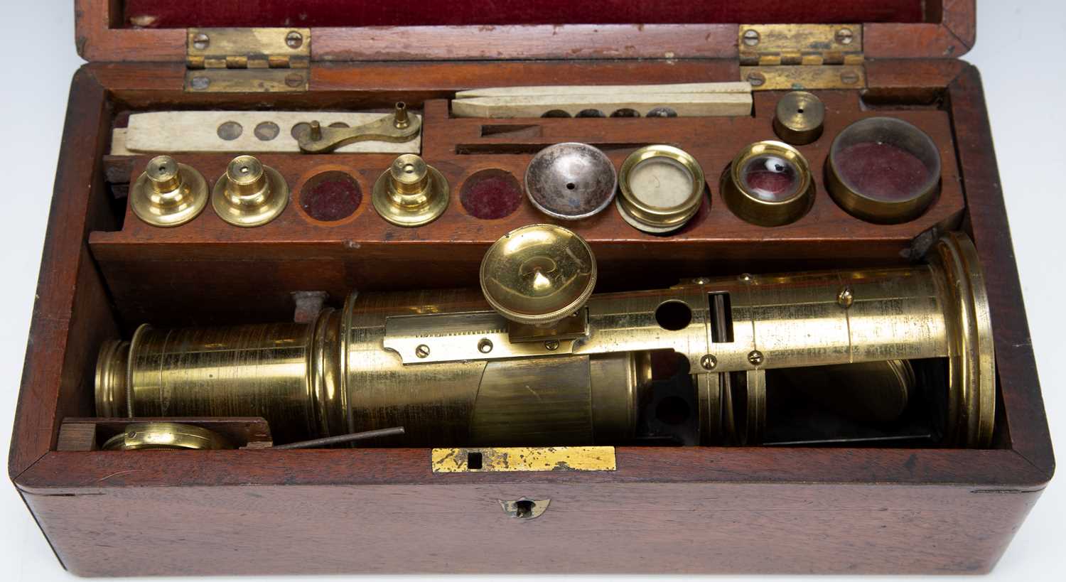 Newton & Co, 3 Fleet Street, Temple Bar, London 19th Century lacquered brass drum microscope in a - Image 3 of 4