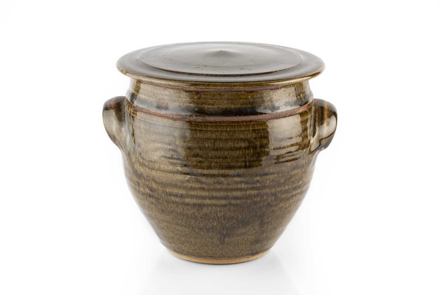 Gwyn Hanssen Pigott (1935-2013) Lidded jar, circa 1970 stoneware impressed potter's seal 17.5cm