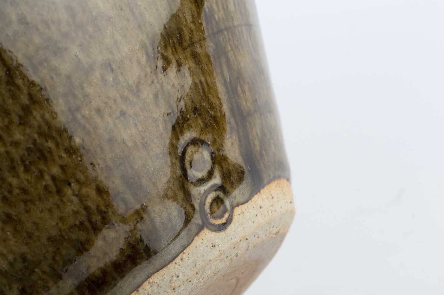 Gwyn Hanssen Pigott (1935-2013) Lidded jar, circa 1970 stoneware impressed potter's seal 17.5cm - Image 3 of 3