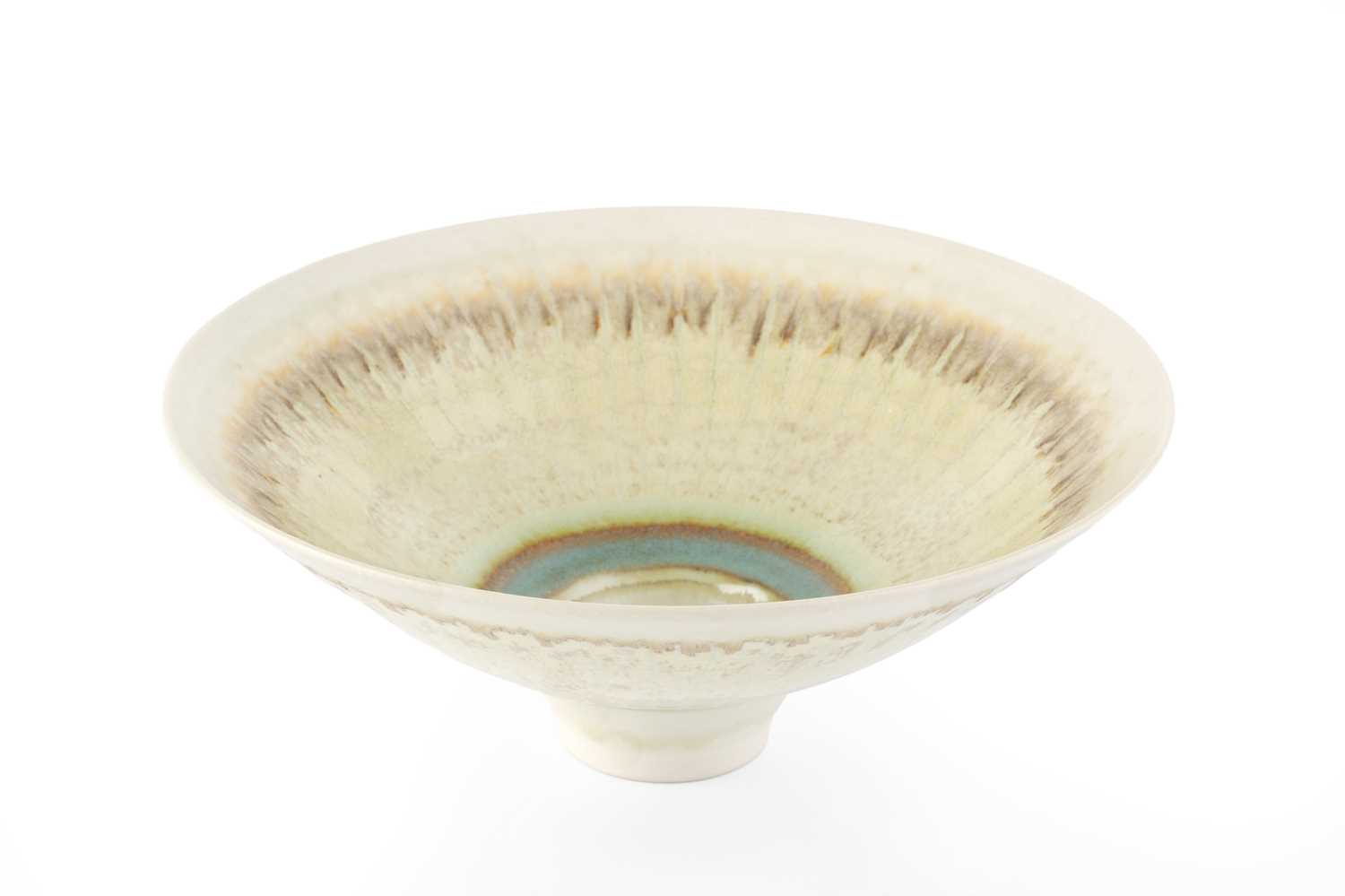 Peter Wills (b.1955) Footed bowl, circa 1990 porcelain with pale glazes signed and with impressed