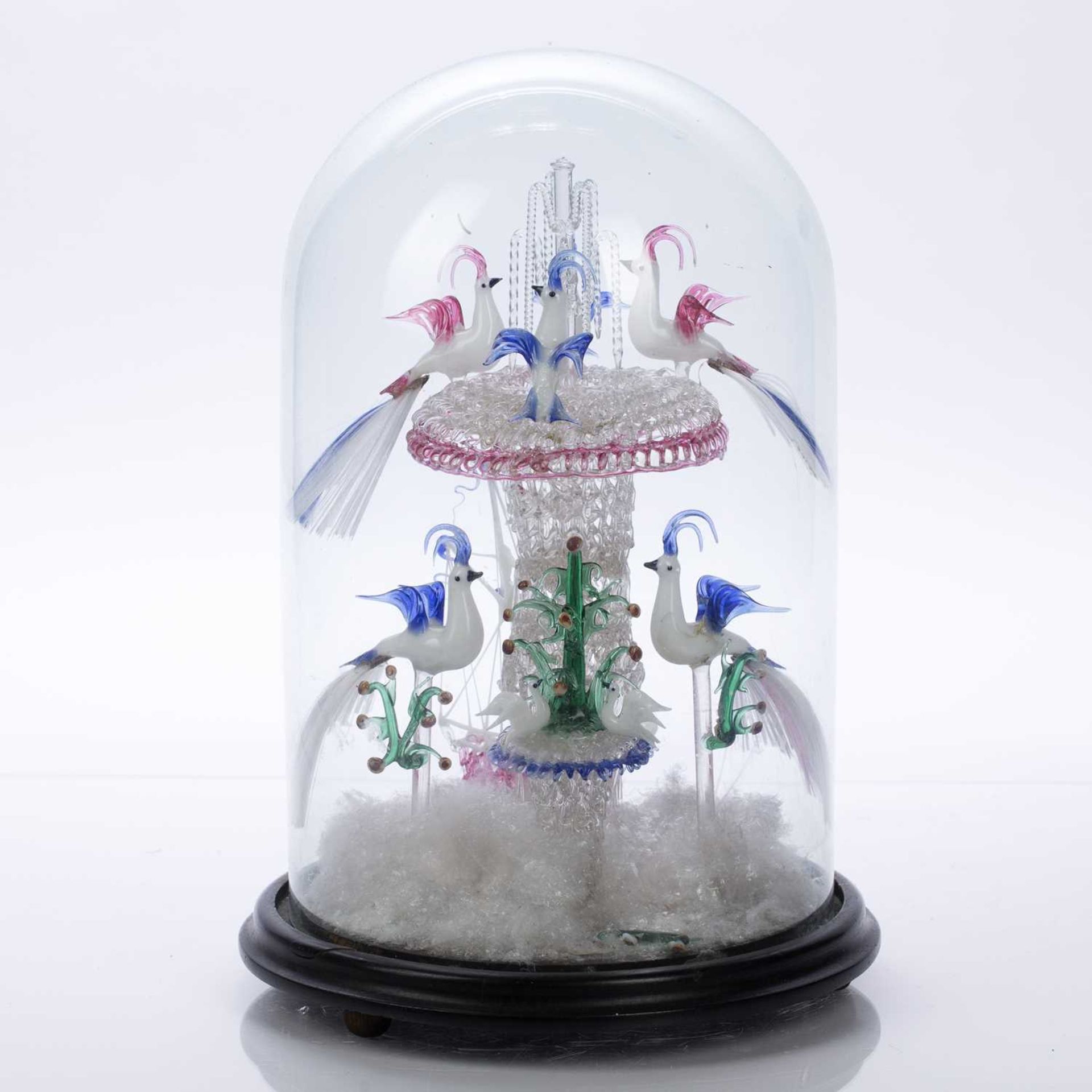 Victorian glass centrepiece lampwork, depicting birds amongt flowers and a ship, unsigned, unmarked, - Bild 2 aus 2