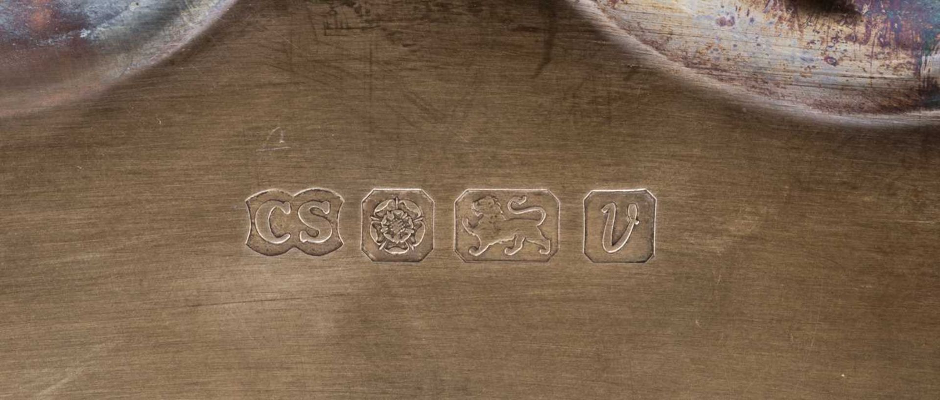 Elizabeth II silver salver standing on three scroll feet, bearing marks for Camelot Silverware - Bild 3 aus 3