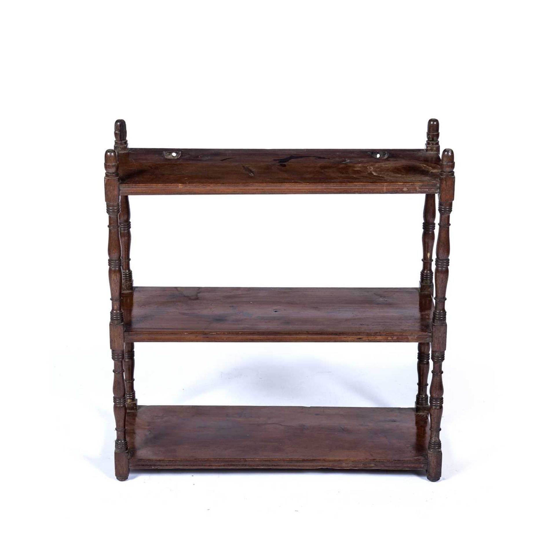 Set of mahogany shelves 19th Century, with turned supports, 62cm wide x 23cm deep x 66cm highWorn