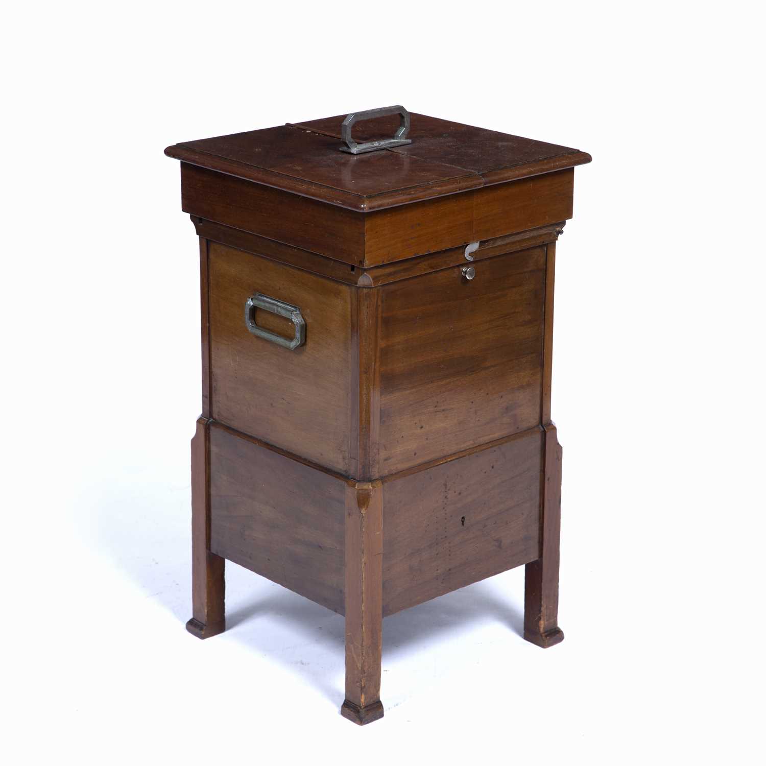 Asprey mahogany 'Elevette' rising drinks table 20th Century, with a central rising tantalus to the - Image 4 of 8