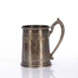 Victorian silver tankard with engraved decoration, bearing marks for makers mark rubbed, London,