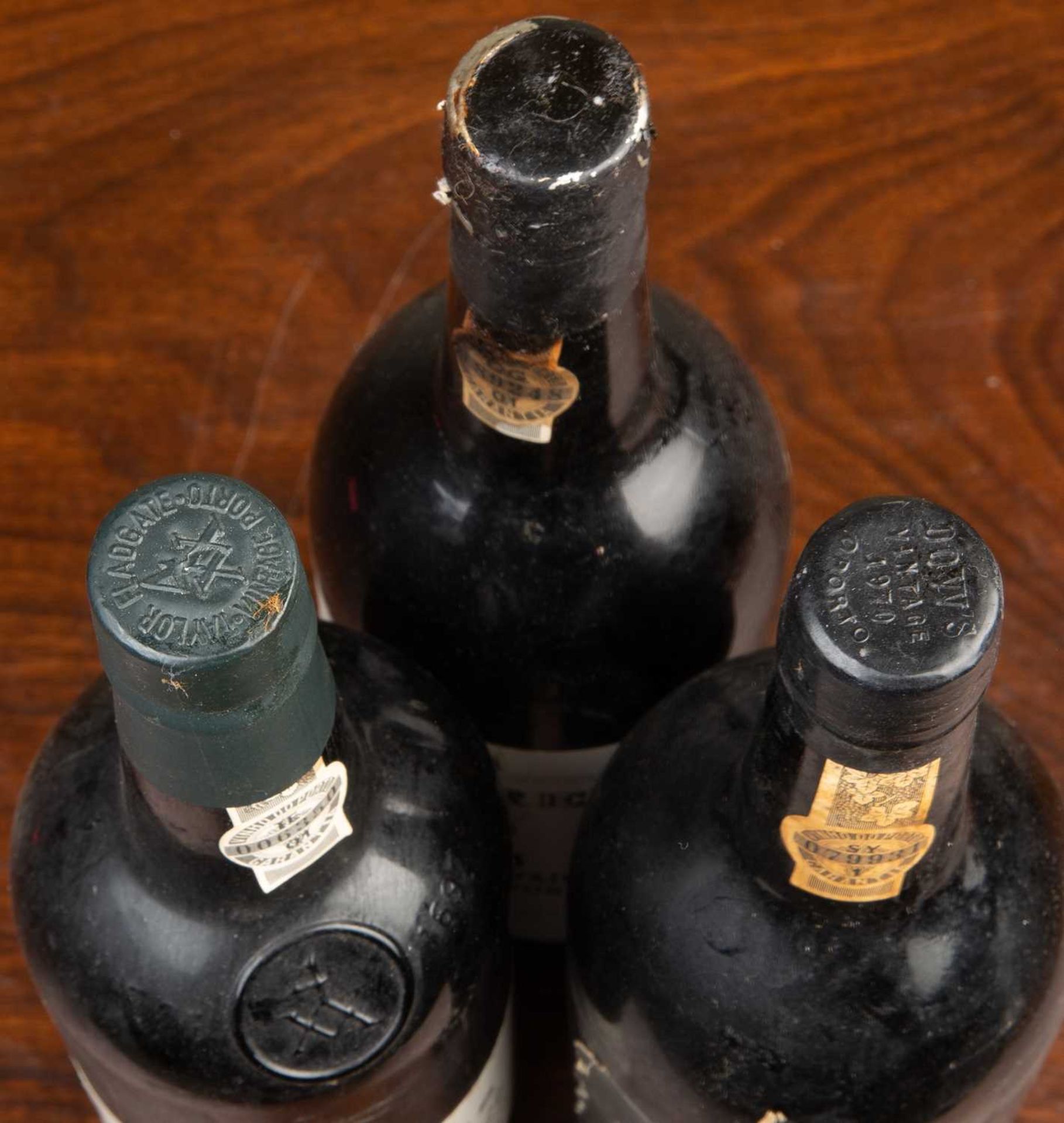 Vintage Port, a bottle of Warre's 1984, a bottle of Taylor's 1984 and a bottle of Dow's 1970 (3) - Image 2 of 2