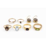 A collection of jewellery, comprising a cultured pearl single stone ring, 9ct gold mounted, a