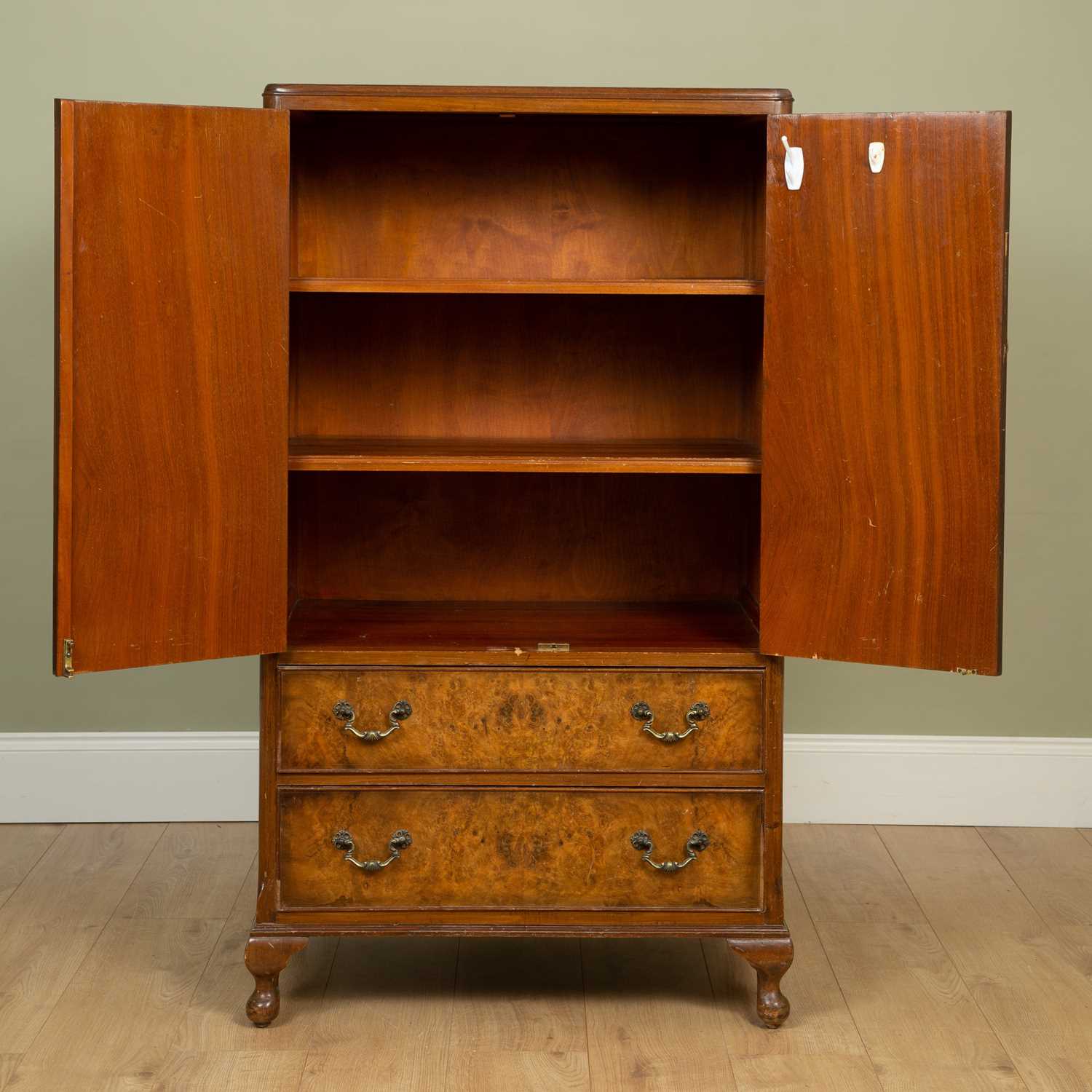 A group of walnut bedroom furniture consisting of a chest on chest in the Georgian style on short - Image 5 of 9