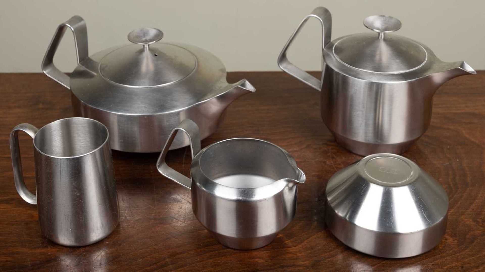 Robert Welch, an Old Hall Alveston stainless steel tea set consisting of a tea pot, hot water jug, - Image 2 of 2