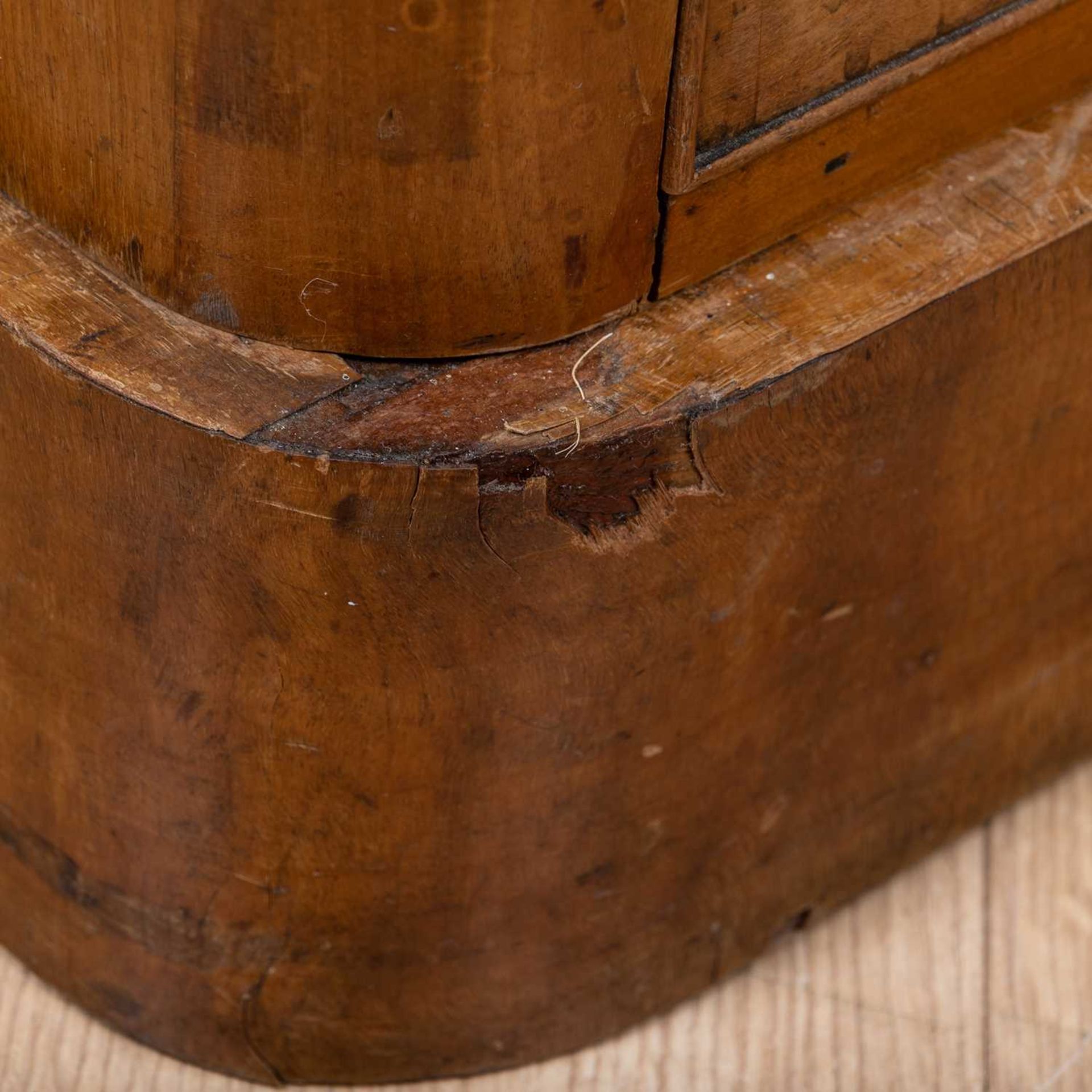 A Victorian satin birch chest of four longs graduated drawers with turned knob handles and - Image 4 of 5