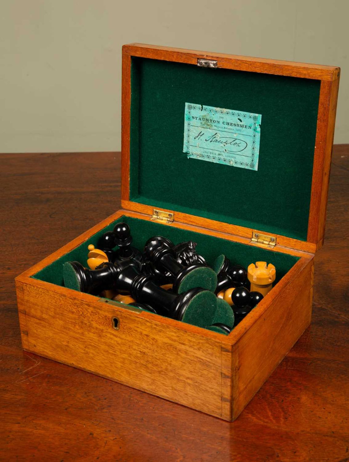 A Staunton club size chess set by Jaques of London, boxwood and ebony, together with the box and a - Image 2 of 20