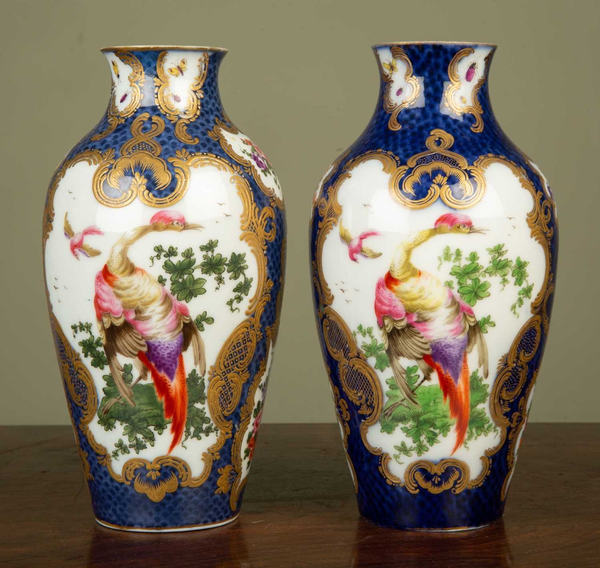 A pair of faux Worcester porcelain baluster vases decorated with exotic birds, probably Sampson, - Image 3 of 4