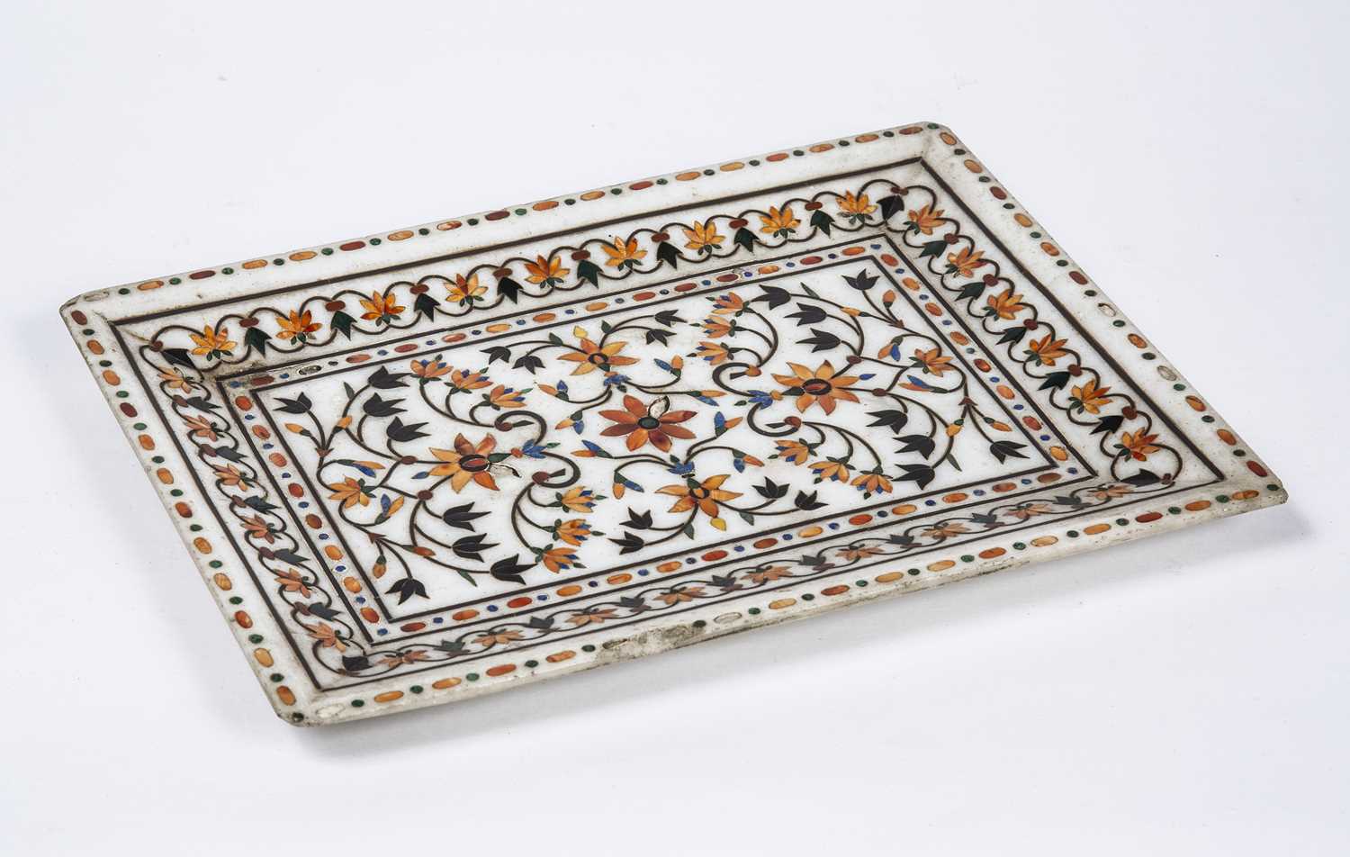 A 19th century Indian pietra dura pen tray 28cm x 20.5cm and a Mogul brass pen case and inkwell 30cm - Image 7 of 7