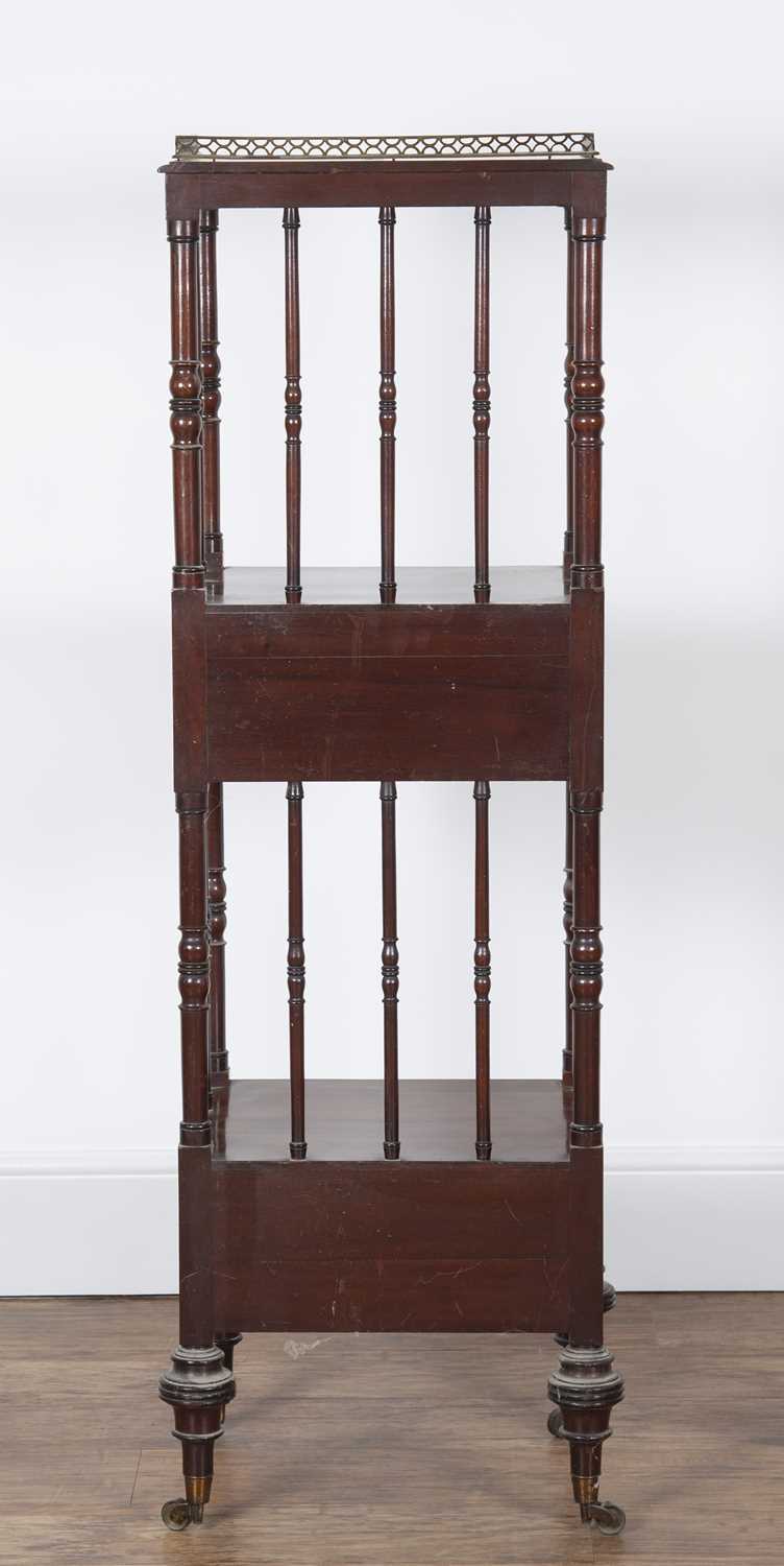 Mahogany what-not or étagère 19th Century, with pierced brass gallery top, brass handles, standing - Image 4 of 4