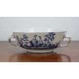 Worcester bowl/tureen base porcelain painted with the 'Courting Birds' pattern and with moulded