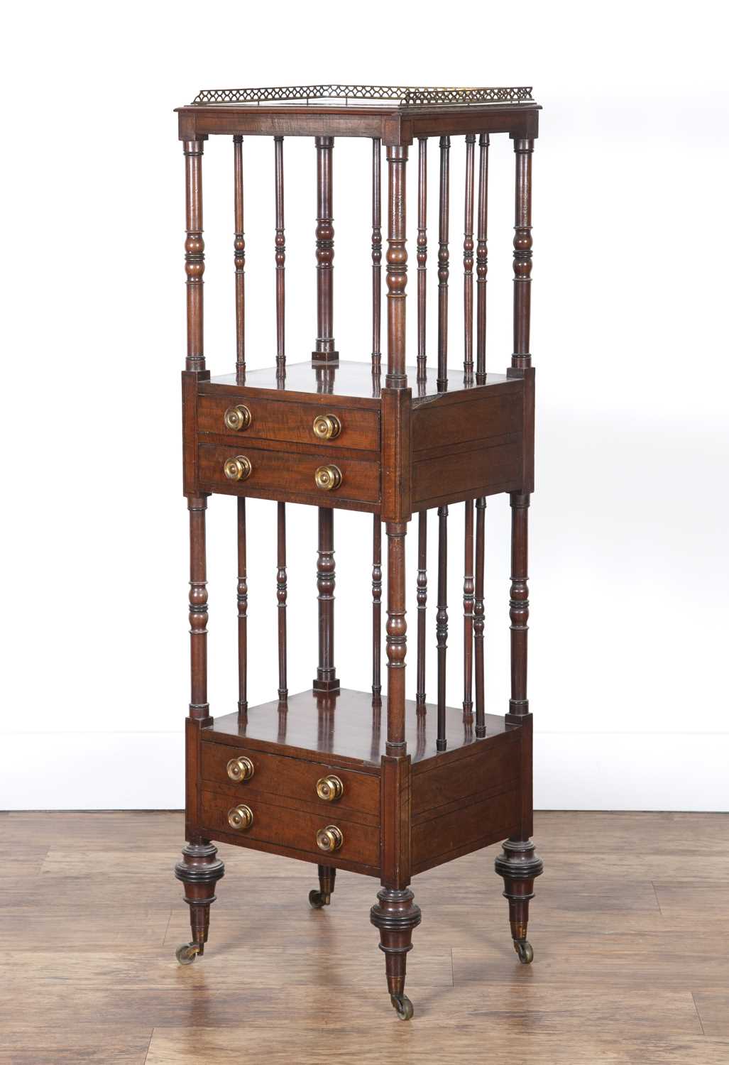 Mahogany what-not or étagère 19th Century, with pierced brass gallery top, brass handles, standing - Image 3 of 4