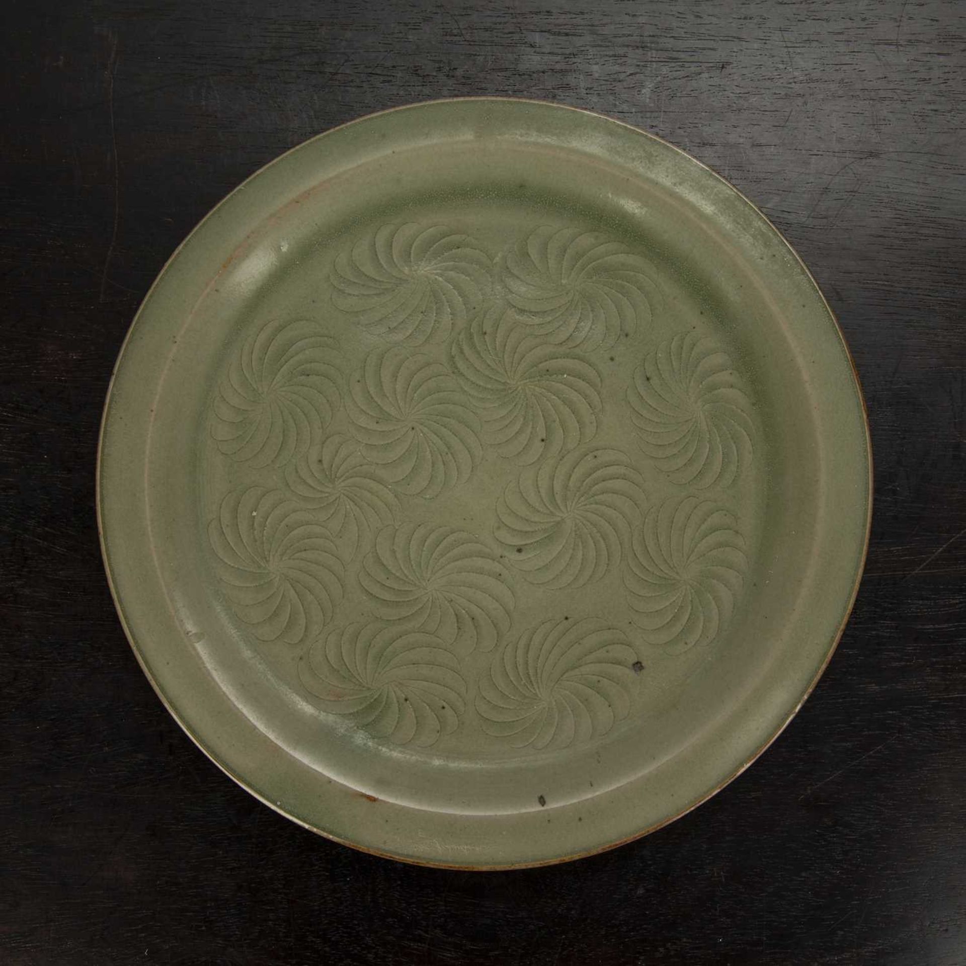 Celadon plate Chinese decorated with concentric style decoration to the centre, 19.5cm acrossAt - Image 2 of 3