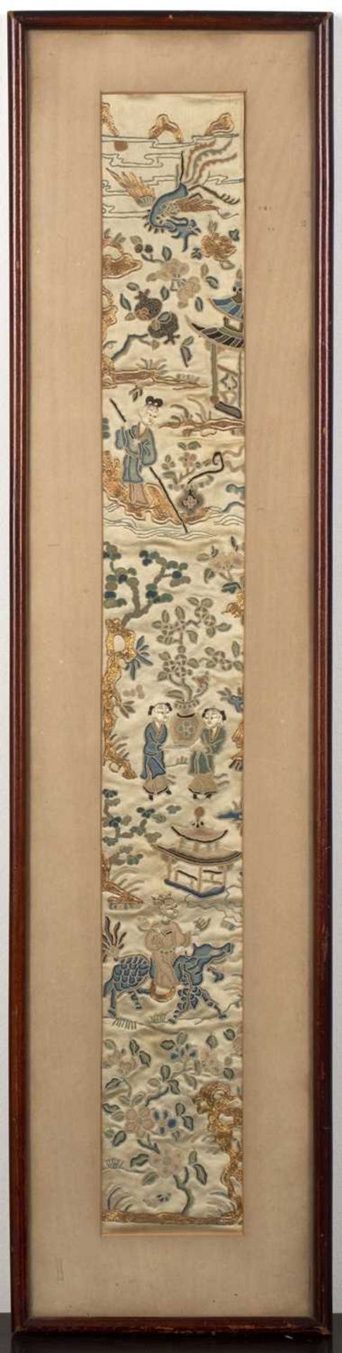 Kesi silk sleeve panel Chinese, late 19th/early 20th Century depicting various figures in coloured - Image 5 of 6