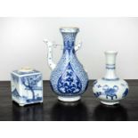 Group of blue and white ceramics Chinese, Kangxi, and later comprising of a Kangxi vase decorated