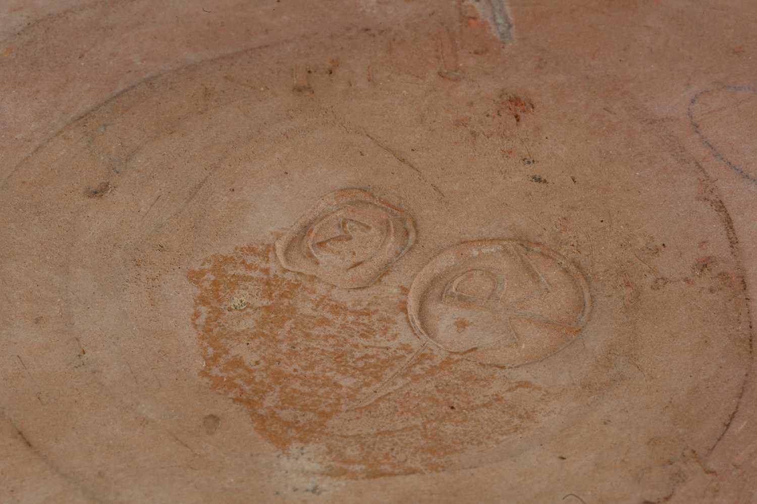 Michael Cardew (1901-1983) at Winchcombe Pottery Bowl slipware with trailed pattern on green - Image 3 of 3