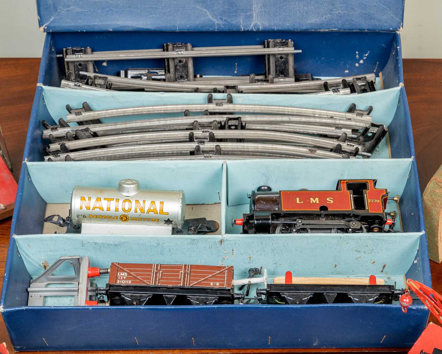 A quantity of Hornby O gauge model railway items consisting of a Hornby 201 Tank Goods set with - Image 2 of 3