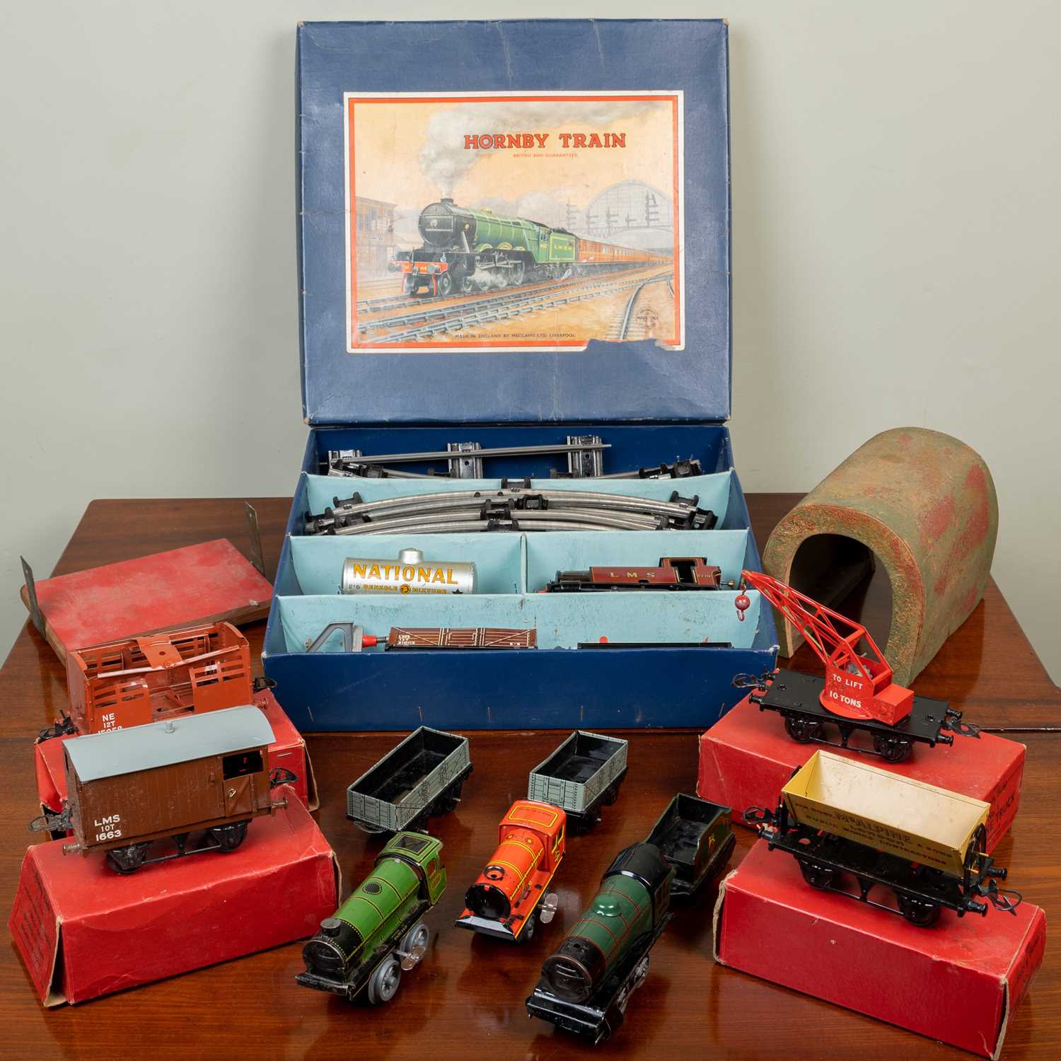 A quantity of Hornby O gauge model railway items consisting of a Hornby 201 Tank Goods set with