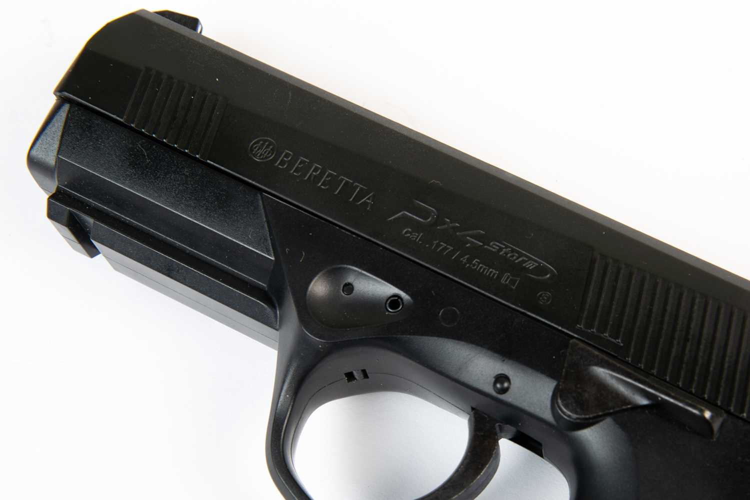 A Beretta PX4 Co2 air pistol, .177 caliber, serial number 20B00318 Proof that you are over 18 - Image 4 of 4