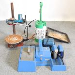 A workshop glass cutting machine