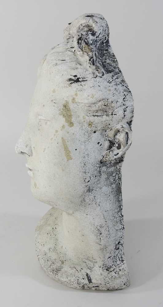 A cast stone head - Image 3 of 6