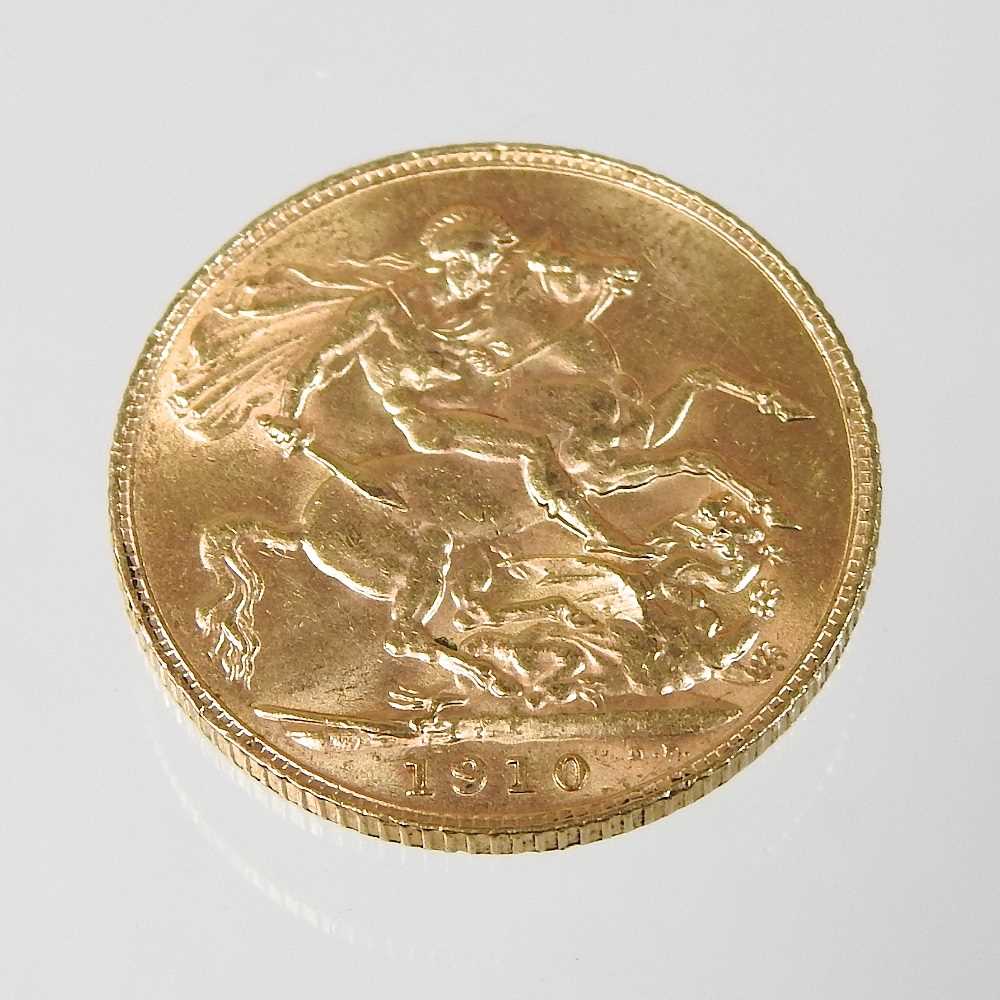 An Edward VII sovereign