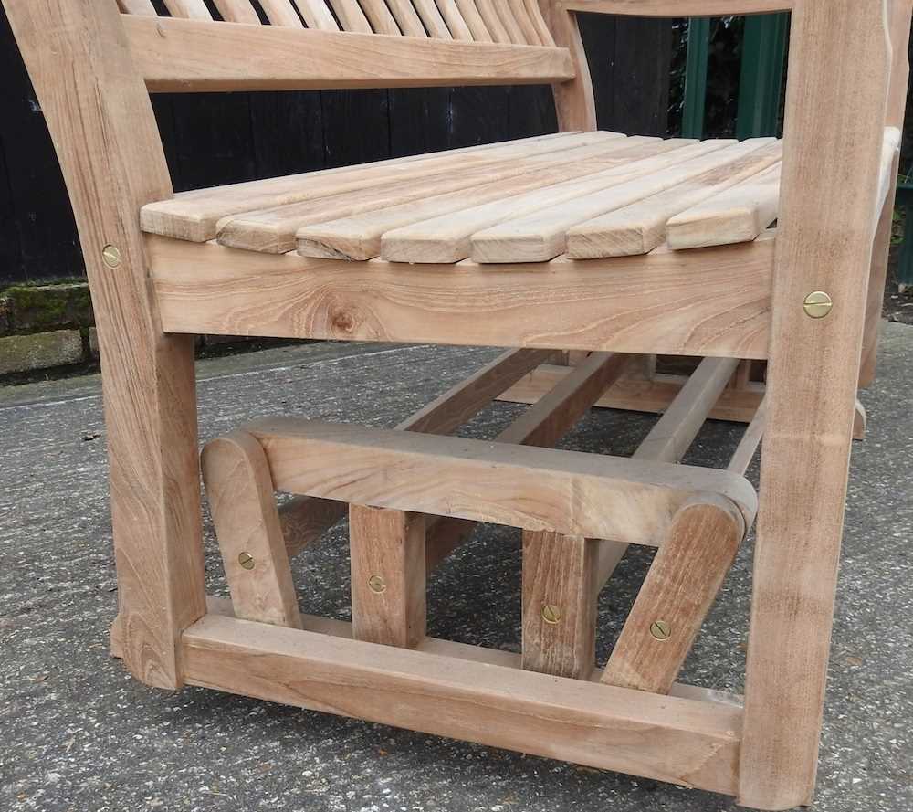 A teak garden bench - Image 5 of 5