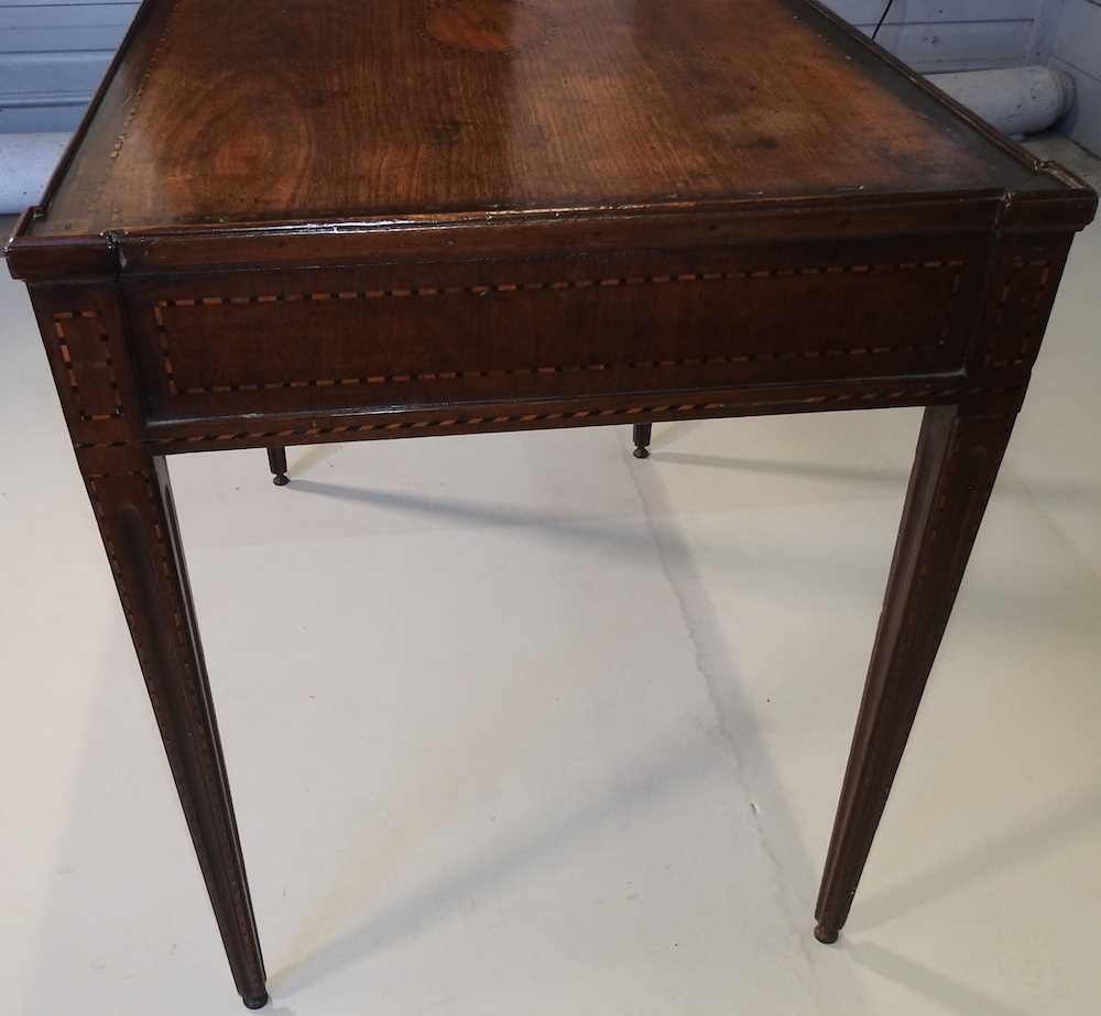 A George III oak and mahogany silver table - Image 6 of 15