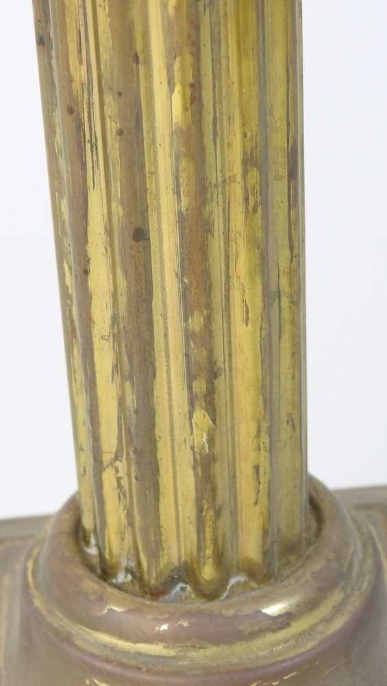 A brass table lamp base - Image 3 of 6