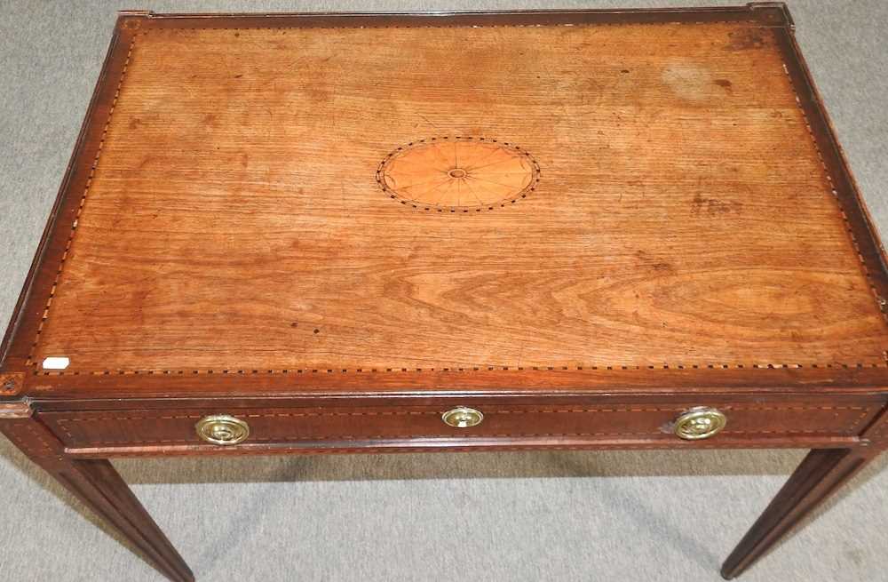 A George III oak and mahogany silver table - Image 2 of 15