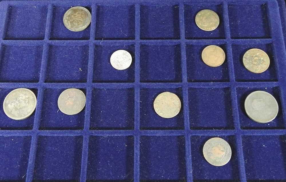A collection of coins - Image 6 of 10