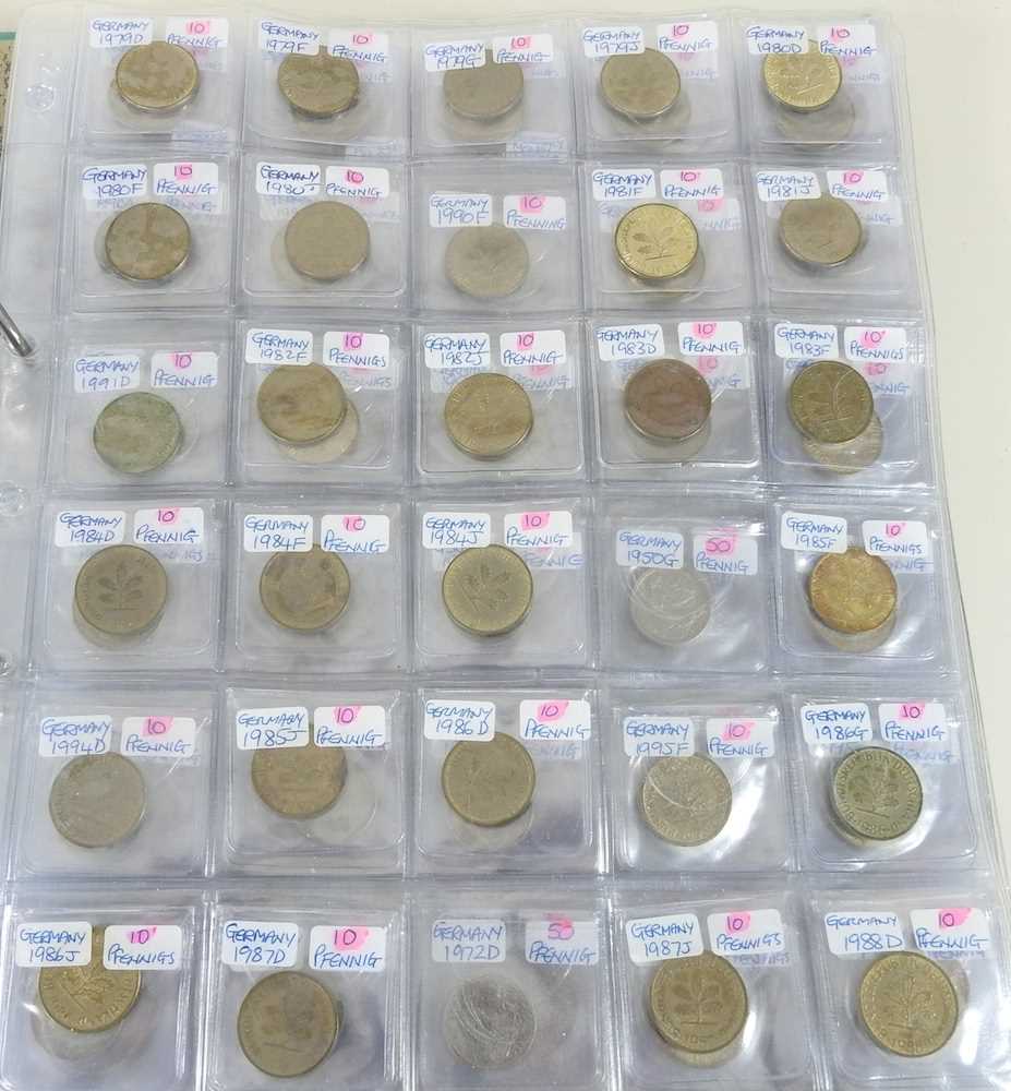 A collection of coins and banknotes - Image 4 of 10