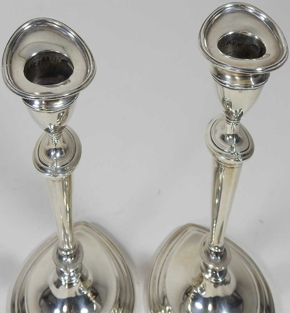A pair of silver candlesticks - Image 2 of 5