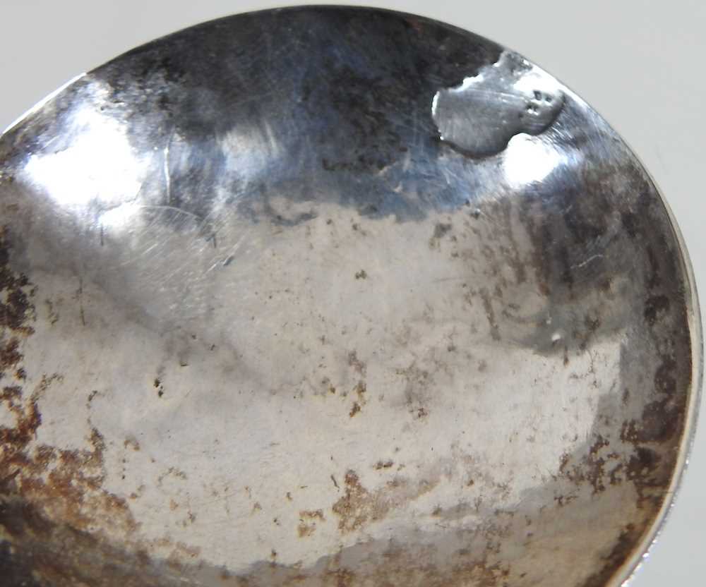 A sejant silver spoon - Image 4 of 7