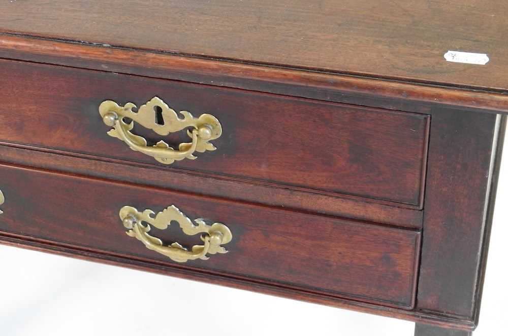 A George III mahogany lowboy - Image 2 of 12