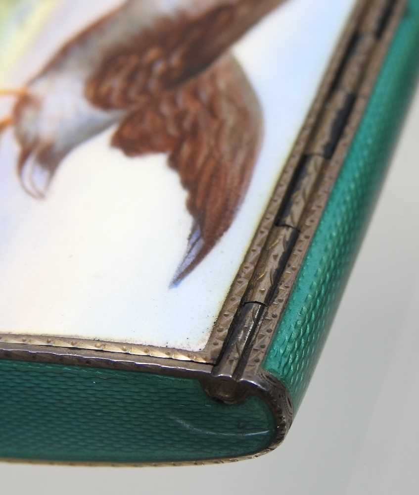 An enamelled silver cigarette case - Image 10 of 16