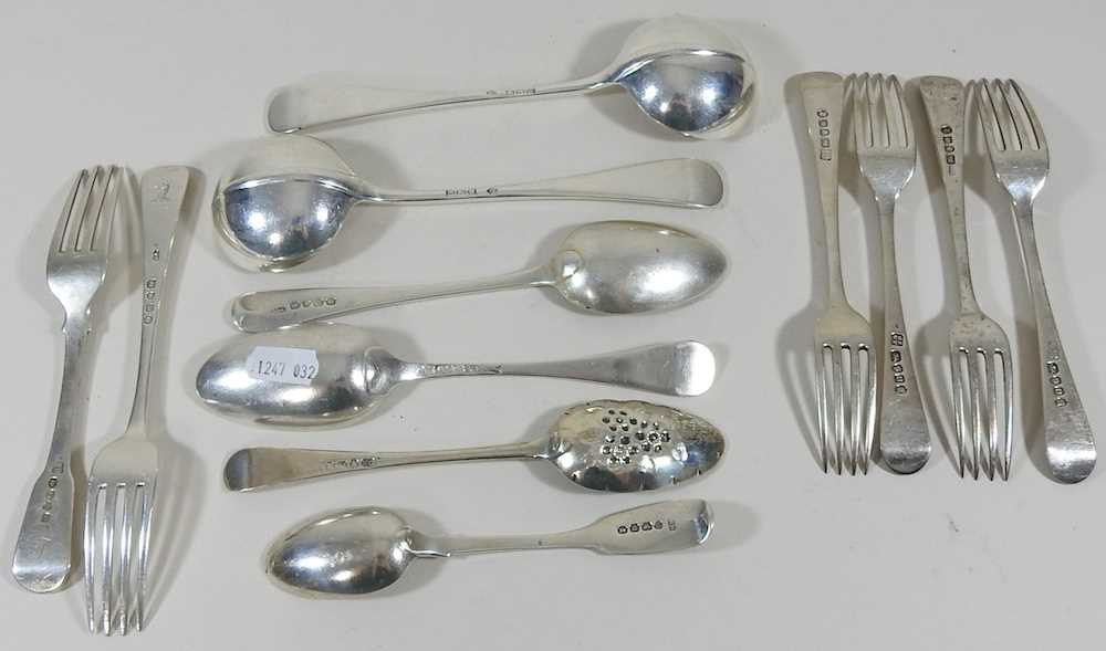 A collection of silver cutlery - Image 2 of 2