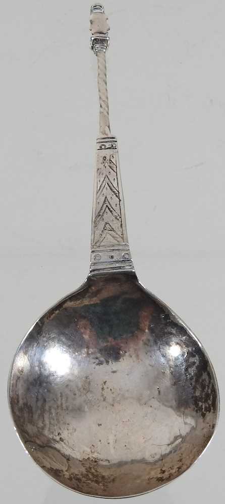 A sejant silver spoon - Image 2 of 7