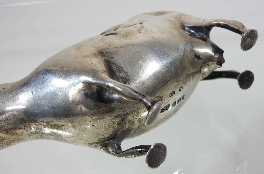 A silver cow creamer - Image 6 of 11