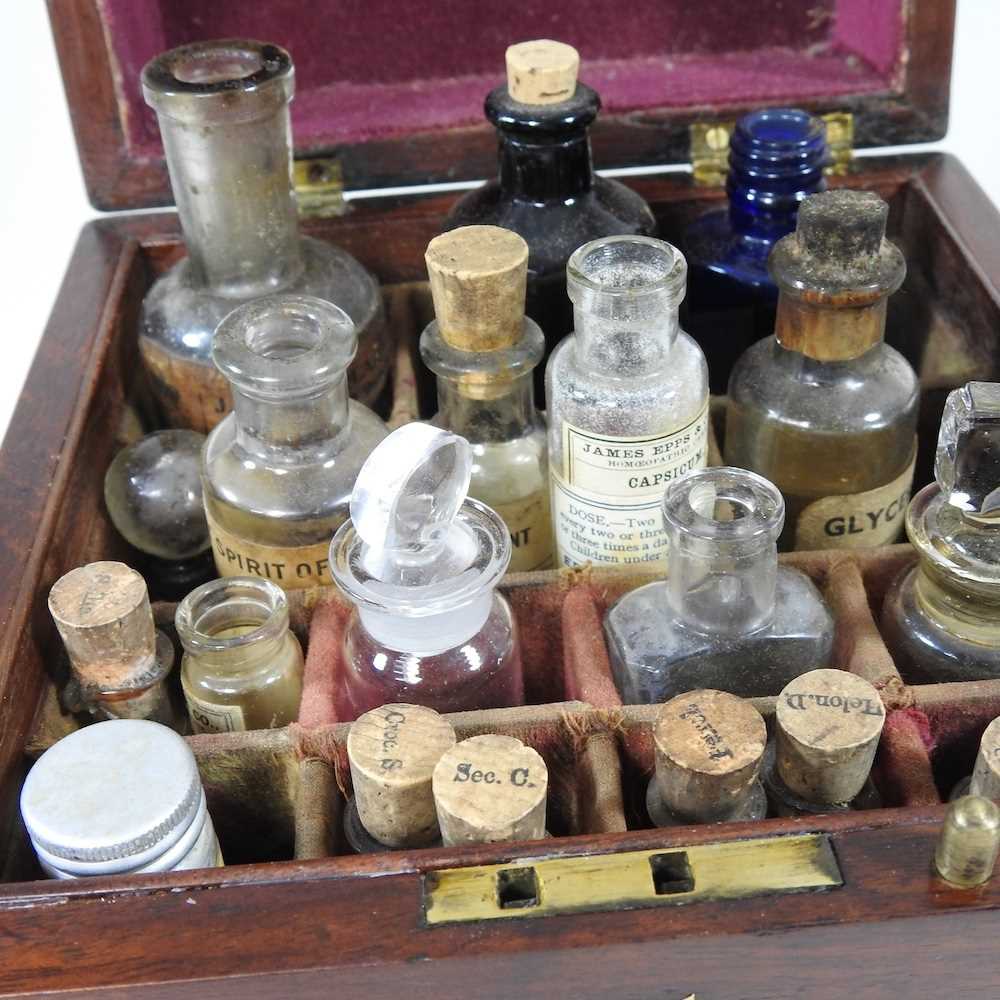 A 19th century apothecary box - Image 9 of 11