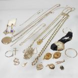 A collection of jewellery