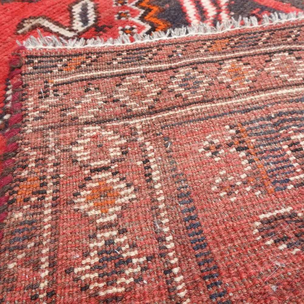 A Persian rug - Image 4 of 4